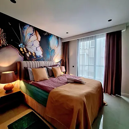 стильные в самом центре города *